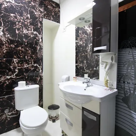 Eagle 3* Tirana